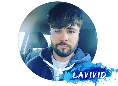 Where can You Find the Best Men Wearing Wigs?